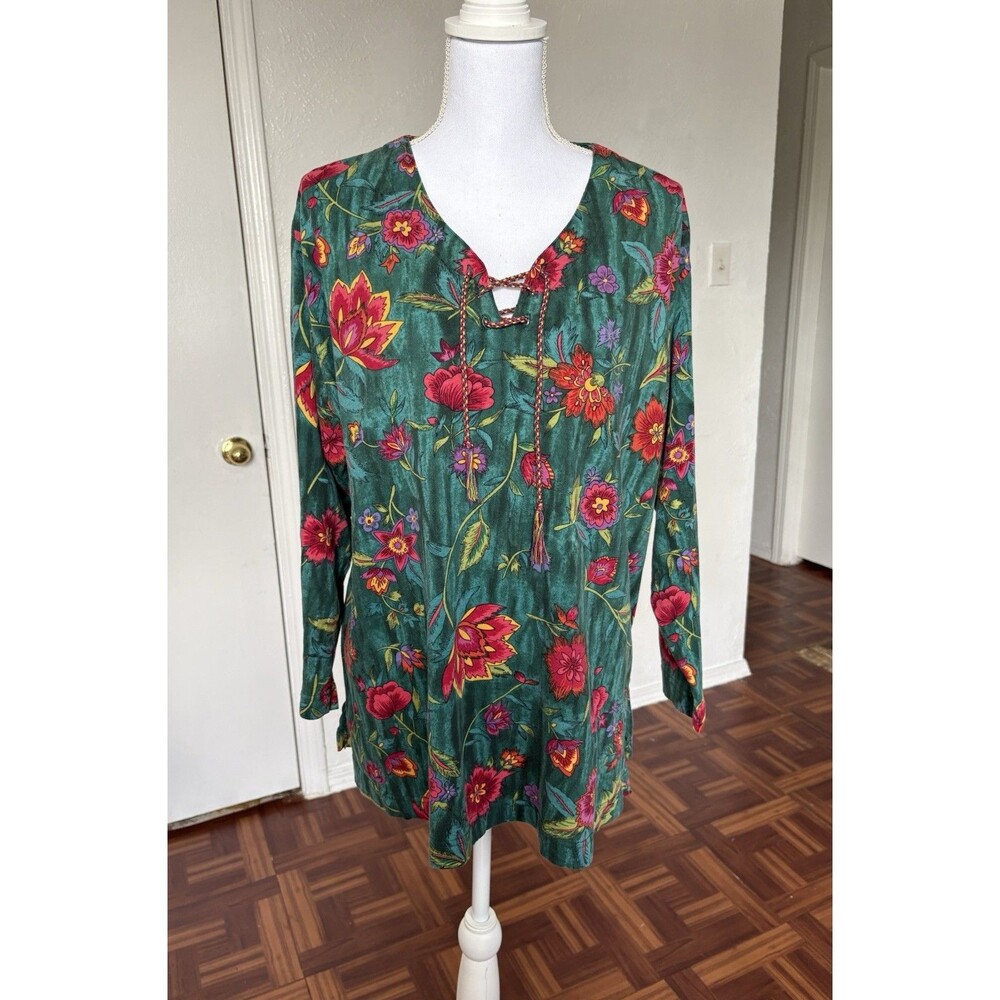 Carole Little Women's Green And Red Floral Print Top Size 1X